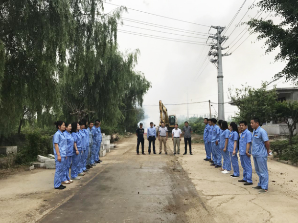 改造舊環(huán)境 美化新家園.jpg 改造舊環(huán)境 美化新家園.jpg